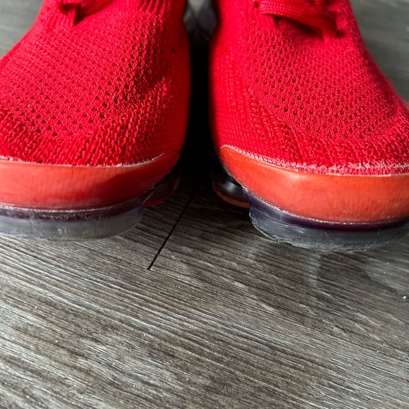 Nike vapor max Red Flyknit - Picture 7 of 17